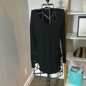 Long Sleeve black basic lomg sleeve tee sz small new without tags